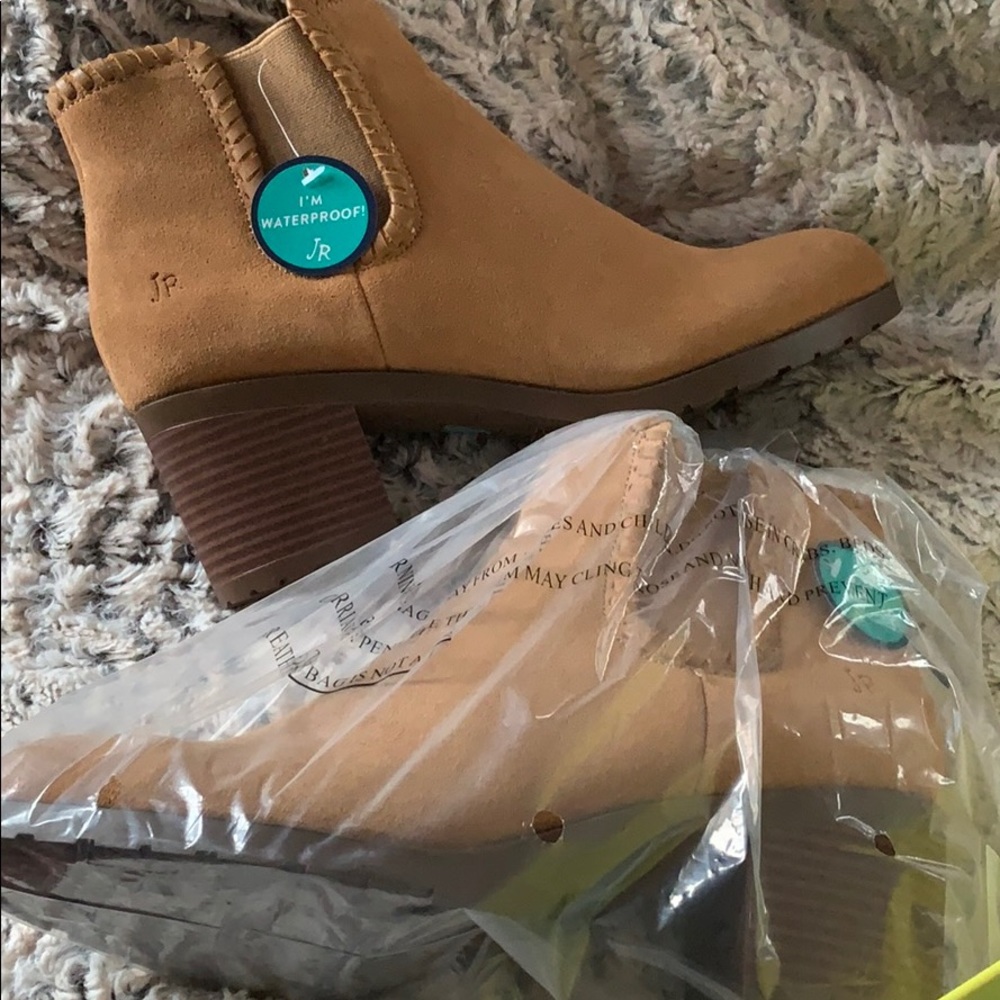 Jack Rogers Pippa Suede boots size 8.5